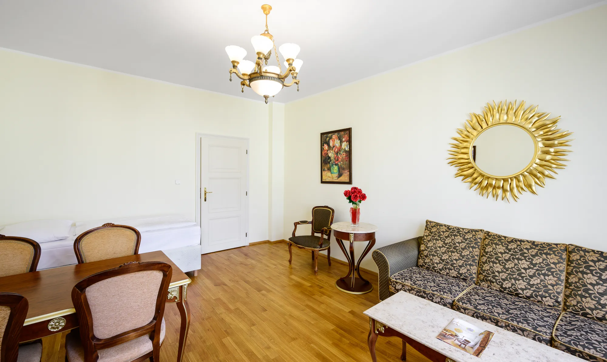 Náhled galerie Superior apartmán se 2 ložnicemi a balkonem 2